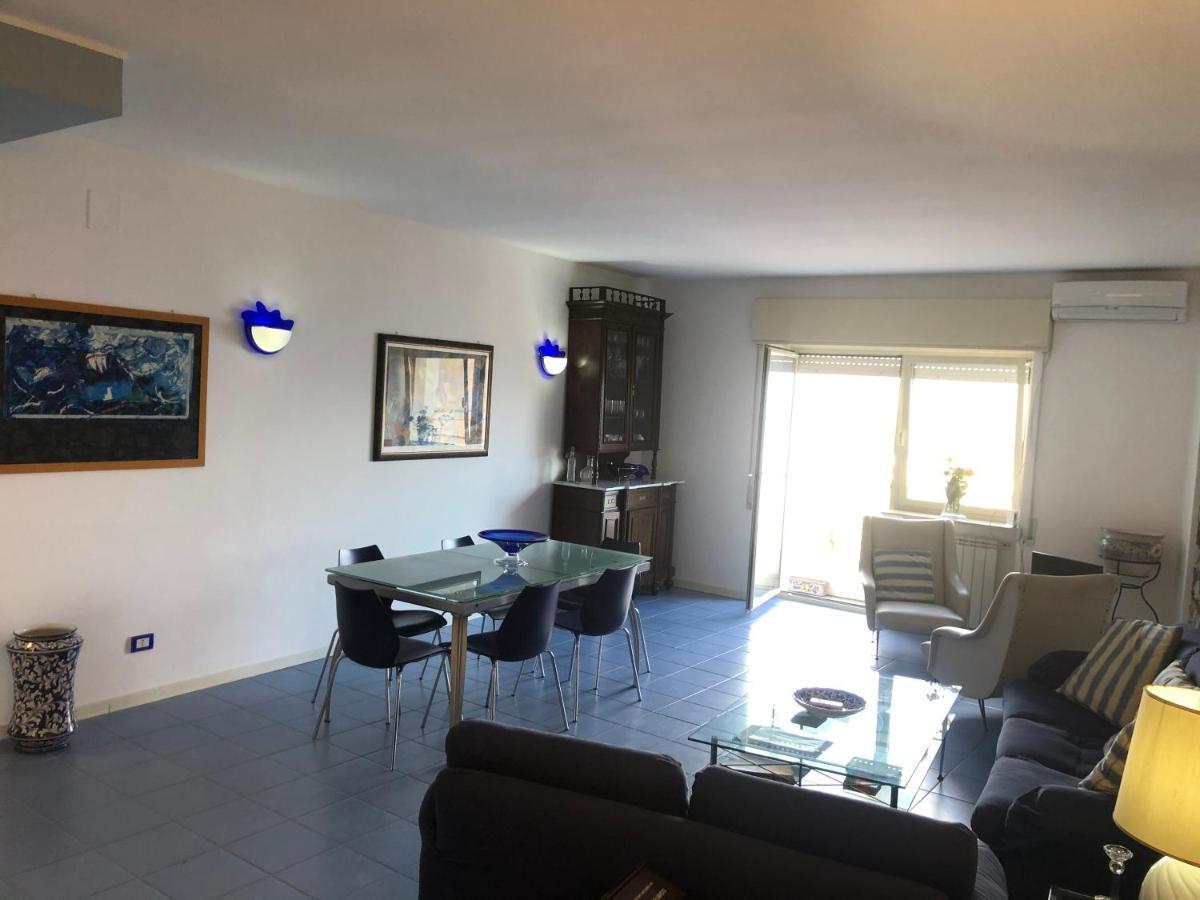 Taormina Center Apartment With Sea View Exteriör bild