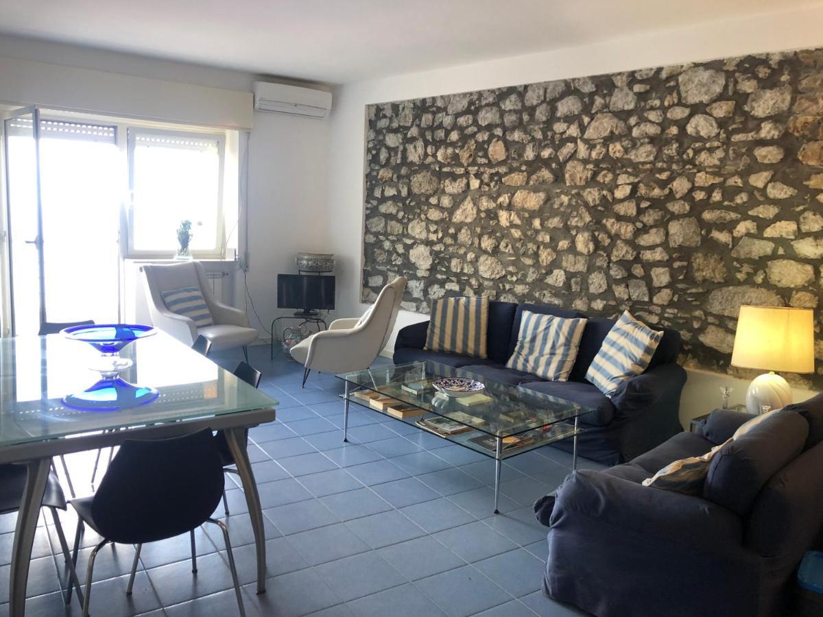 Taormina Center Apartment With Sea View Exteriör bild