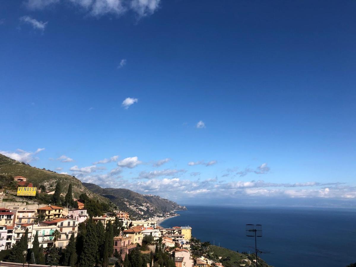 Taormina Center Apartment With Sea View Exteriör bild