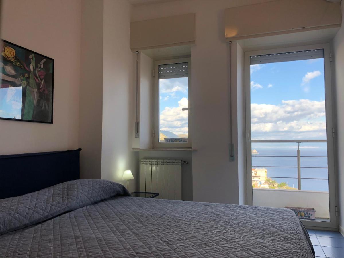 Taormina Center Apartment With Sea View Exteriör bild